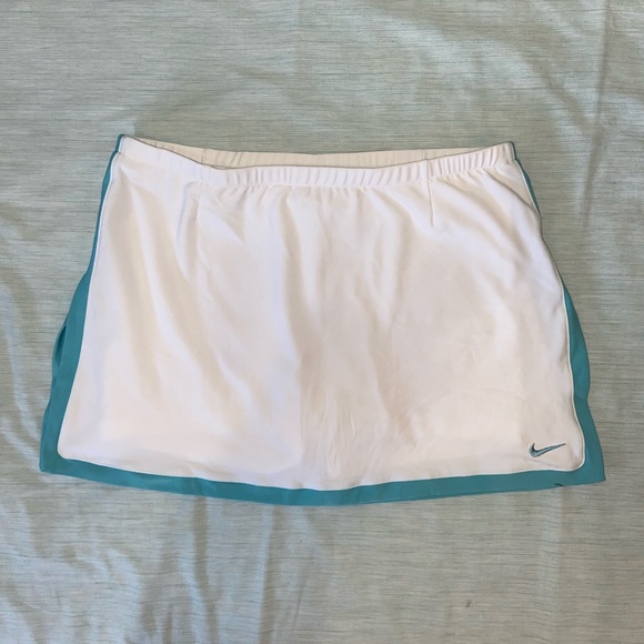 Brand New Nike Dri-Fit Tennis Skirt- small - Picture 3 of 6